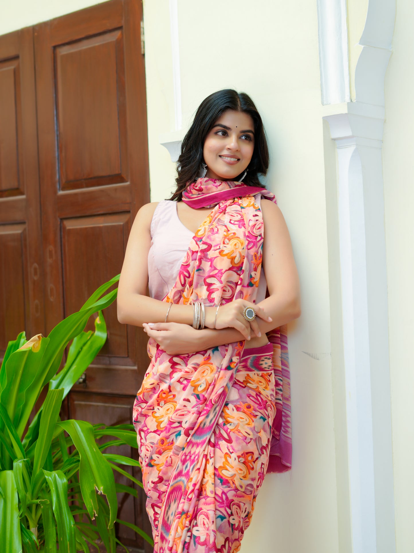 Phulwari: Chiffon Saree With Abstract Floral Motifs