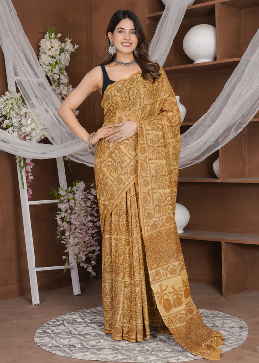 Sonera: Mustard Yellow Ajrak Pure Mul Cotton Saree