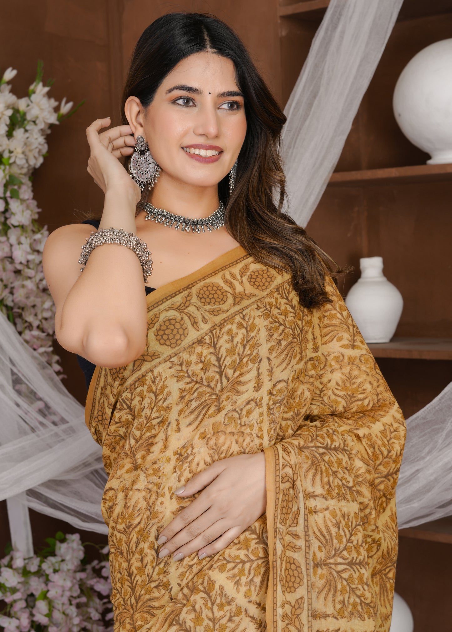 Sonera: Mustard Yellow Ajrak Pure Mul Cotton Saree