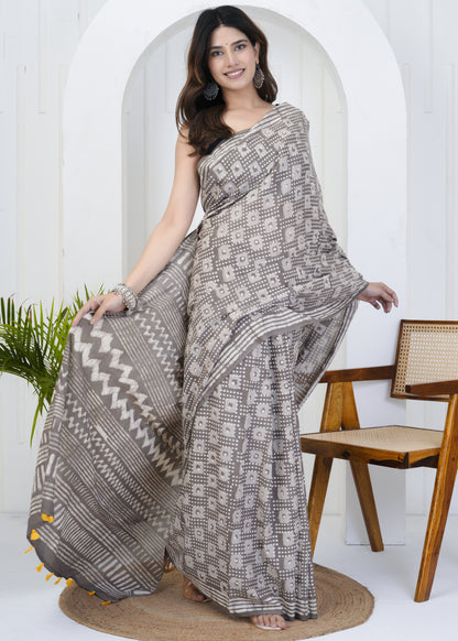 Brownish Grey Dabu Mul Cotton Saree