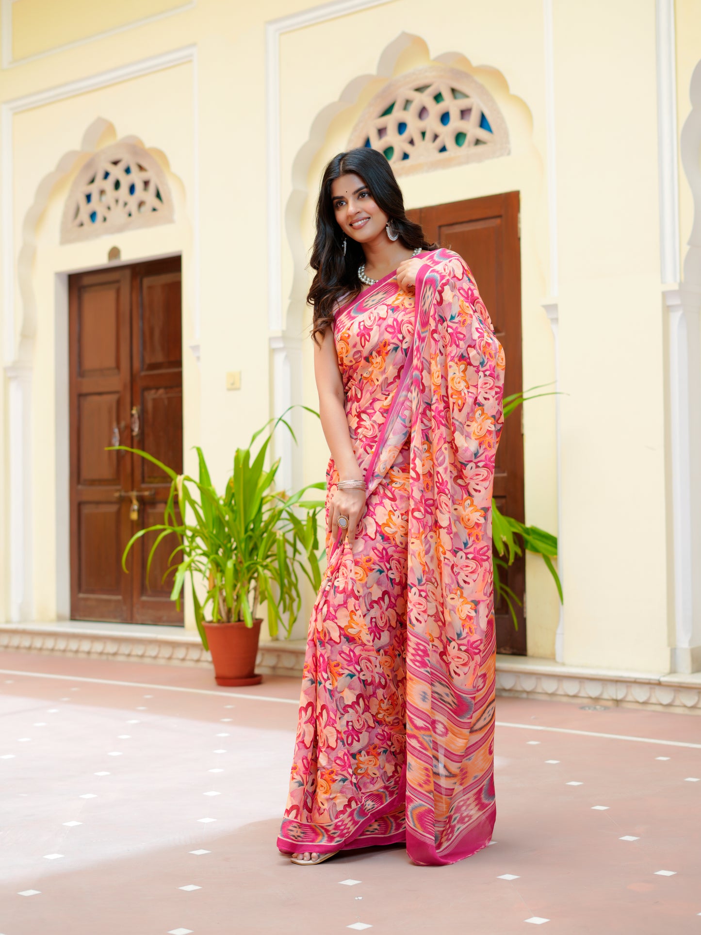 Phulwari: Chiffon Saree With Abstract Floral Motifs